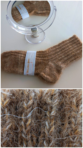 Handgestrickte wollsocken - handgestrickte,